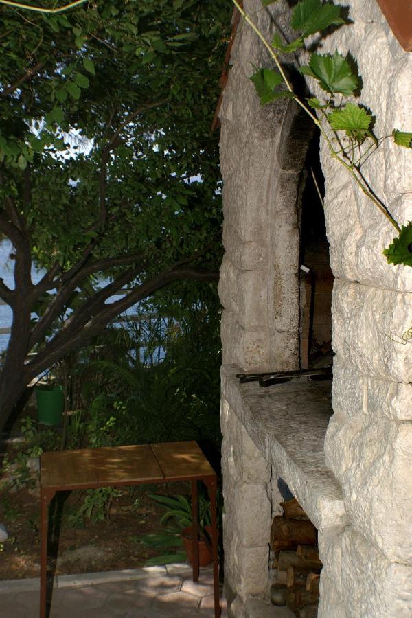 Apartments By The Sea Pisak, Omis - 2802 外观 照片