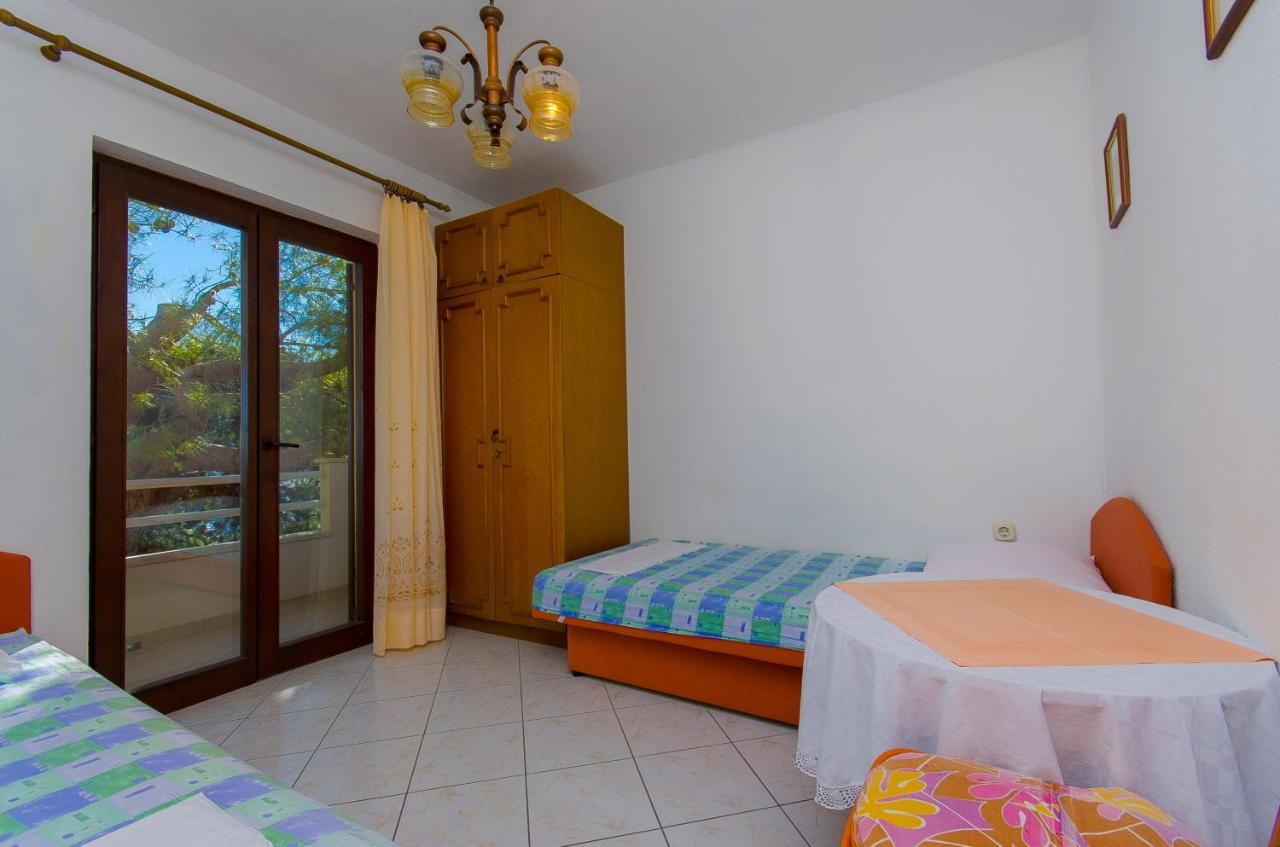 Apartments By The Sea Pisak, Omis - 2802 外观 照片