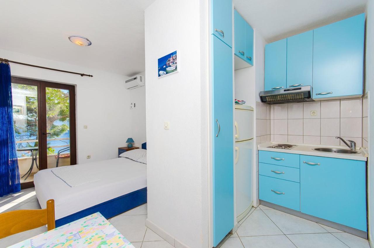 Apartments By The Sea Pisak, Omis - 2802 外观 照片