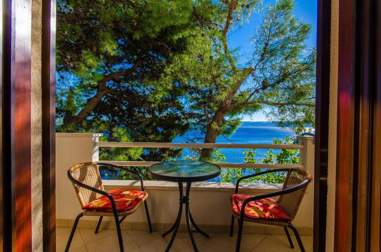 Apartments By The Sea Pisak, Omis - 2802 外观 照片